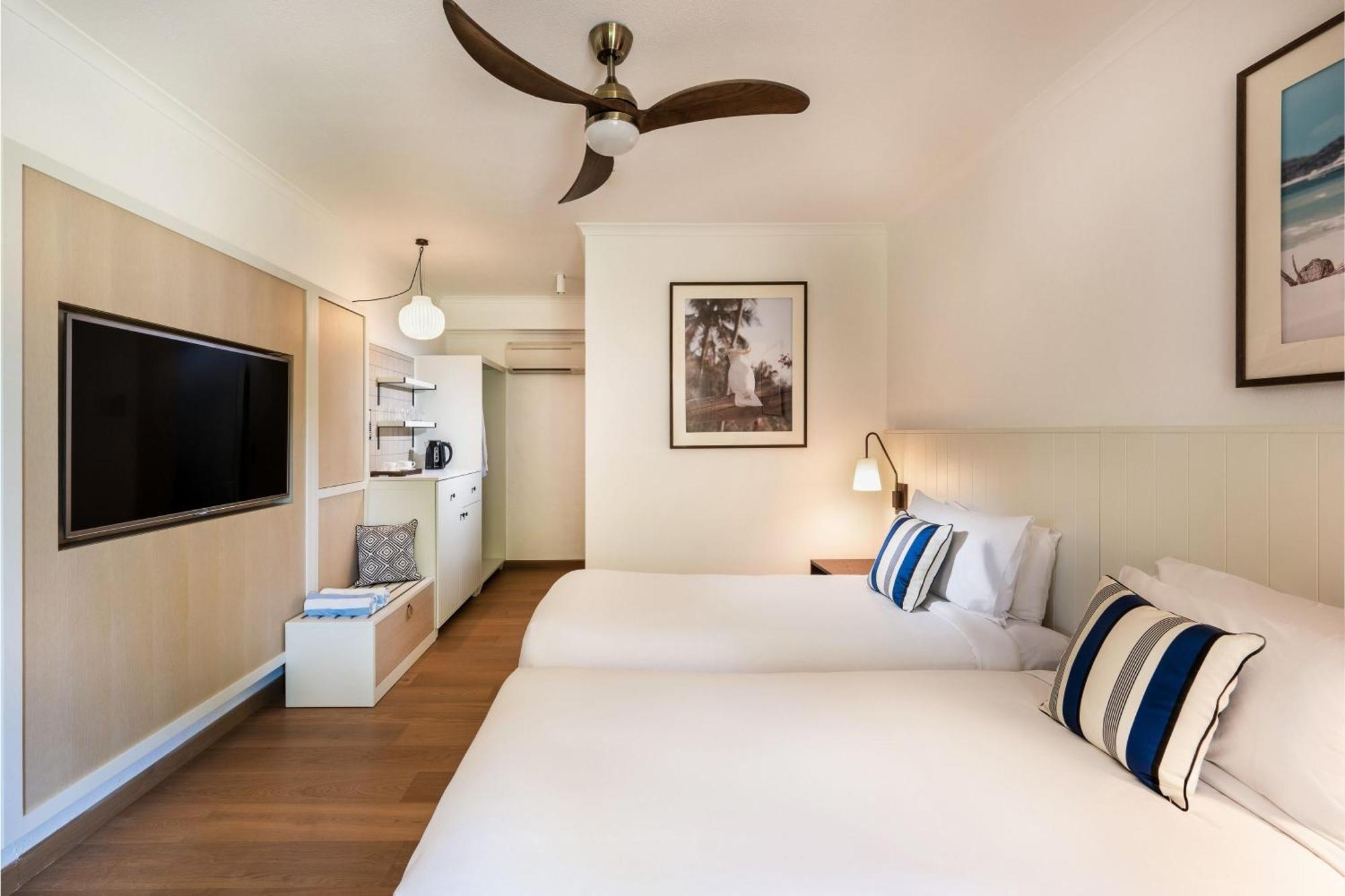 มันตรา คลับ คร็อก แอร์ลี บีช Hotel แอร์ลีบีช ภายนอก รูปภาพ